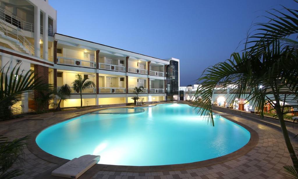 Prakruti Resort Вадодара Екстериор снимка